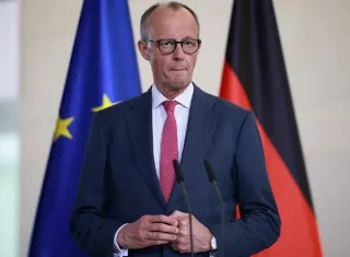 El canciller alemán, Friedrich Merz, criticó el lunes la estrategia de Washington en el conflicto con Irán y aseguró que la Administración estadounidense ha sido "humillada" durante las negociaciones para poner fin a la guerra. Foto. EFE