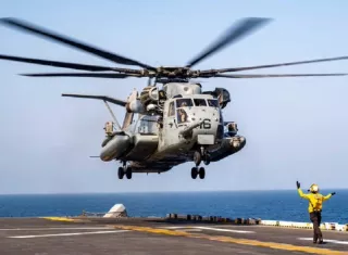 Se detalló que las primeras 100 horas de la guerra contra Irán tuvieron un coste de al menos 3,700 millones de dólares, lo que se traduce en casi 900 millones al día. Foto. @CETCOM