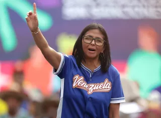 'Plata para los chamos': Elevan ingreso mínimo integral a 240 dólares
