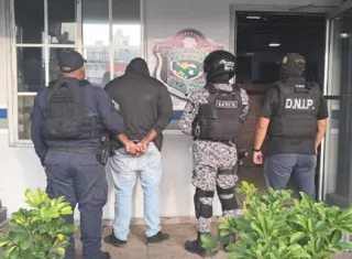 Allanamientos simultáneos por caso de narcotráfico dejan un detenido