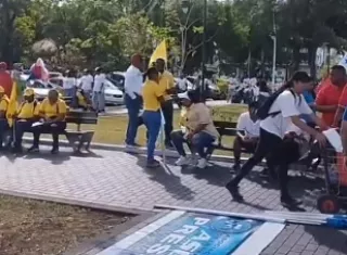 Entre misa y marcha inicia la celebración del Día del Trabajo 