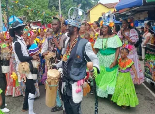 Tradición y cultura negra brillan en Portobelo con Festival de la Pollera Congo
