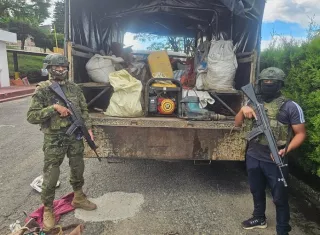 Ecuador destruye 67 campamentos de minería ilegal en parque protegido