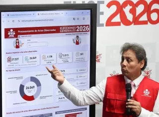 Revisión de actas en Perú llega al 95% mientras crecen denuncias por fraude