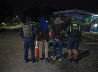 Hurtan vehículo en Villa Zaita y los pescan en La Chorrera