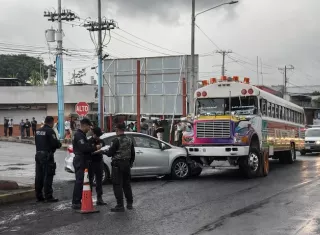 Asesinado en plena vía
