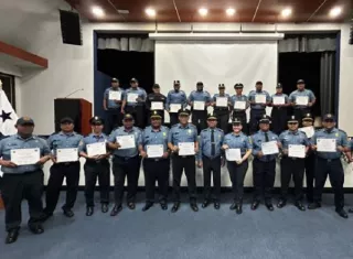Bomberos de Colón actualizan técnicas de investigación de incendios