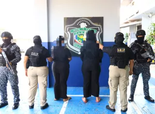 Tres a la cárcel y cuatro para su casa por desfalcar más de $8 millones