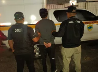 Los delincuentes son aprehendidos y entregados a las autordades- 