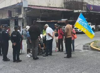 Los jubilados advirtieron que esta es apenas una primera acción y no descartan nuevas jornadas de protesta si no reciben respuestas concretas a sus demandas. Foto. Diómedes Sánchez