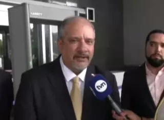 "Peace and love" entre Contralor y diputados de Vamos 
