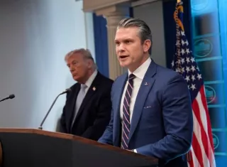 El secretario de Guerra, Pete Hegseth, testifica en la Cámara de Representantes y en el Senado sobre la solicitud de presupuesto de 1,5 billones de dólares para el Pentágono para el próximo año.