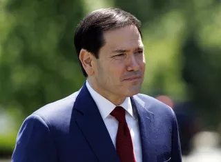 El comunicado insiste en que Marco Rubio ha realizado numerosas ofertas privadas a las autoridades de La Habana, entre ellas el apoyo para un servicio de internet satelital gratuito y los mencionados $100 millones en asistencia humanitaria directa. FOTO. EFE