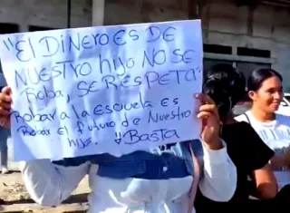 Actualmente, no todos los estudiantes están asegurados, lo cual es preocupante, dijo la madre de familia.  /  Foto: Eric Montenegro