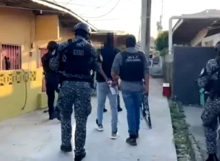 Las investigaciones, las autoridades continúan reuniendo pruebas para esclarecer el caso.  /  Imagen:  Captura de video