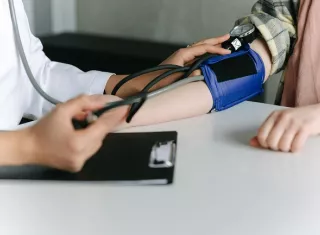 Es importante adoptar estilos de vida saludables. Foto: Pexels