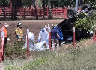 En el accidente estuvo involucrado un vehículo de la Junta Comunal de Flores, conducido por el representante Andino Frías, quien recibió heridas.