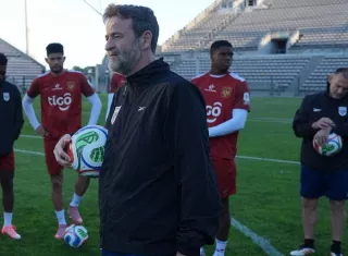 Thomas Christiansen y su cuerpo técnico revelarán el equipo mundialista el 26 de mayo. Foto: FPF