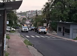 La vía fue cerrada en ambas direcciones. / Foto: Alexander Santamaría