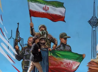 Irán paraliza las negociaciones con EEUU tras ataques en Líbano, según medios