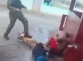 Lod evadidos intentaron mezclarse con la gente para pasar desapercibidos- 