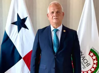 Pedro González Beermann, actual vicerrector de Investigación y Posgrado, como el nuevo rector encargado de la casa de estudios. 