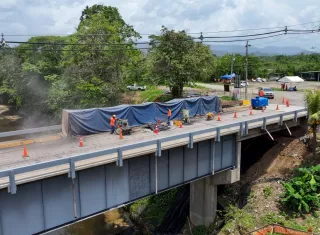 El Ministerio de Obras Públicas (MOP) informó que ya hay contratos adjudicados para rehabilitar distintos tramos de la carretera a nivel nacional.