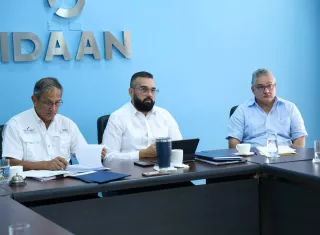 El director del IDAAN, Antonio Tercero González explicó que el acto en cuestión, viene desde el año 2023, y el proceso que se impulsa actualmente, financiado por el BID, sería el tercer acto que se aprobó finalmente el 4 de junio de 2026.
