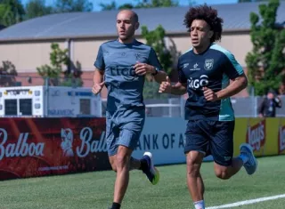Adalberto 'Coco' Carrasquilla realiza un trote durante el entrenamiento de este viernes en el campamento base de Panamá en el Nottawasaga Resort. Foto: FPF