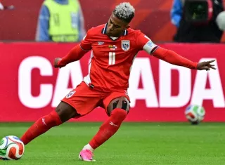 Edgar Yoel Bárcenas durante el partido que disputó Panamá ante Ghana en el Mundial 2026. Foto: EFE