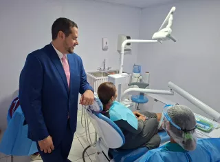El representante de Don Bosco, Pier Janson, destacó que con la incorporación de la atención odontológica se le está brindando a los donbosqueños una alternativa integral de salud.