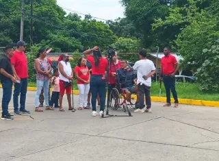 Los pacientes han realizado varias medidas de protesta para llamar la atención de las autoridades. Foto. Melquíades Vásquez