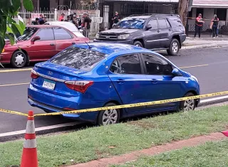 Una niñay su padrastro fueron asesinados cerca de una escuela en Betania. 