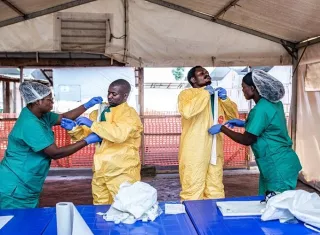 El Ministerio de Salud subrayó que se activaron de forma inmediata los protocolos de seguridad sanitaria, incluyendo el aislamiento del paciente.