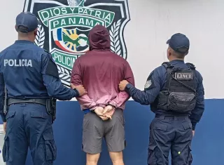 Hombre de 29 años, requerido por el delito contra el patrimonio económico. /Foto: PN