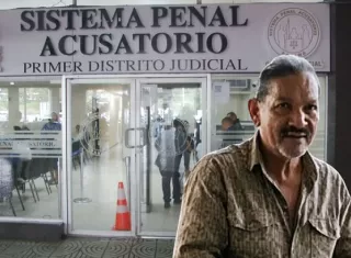 El dirigente sindical Genaro López, fue beneficiado con reporte dos veces por semana. /  Fotocomposición