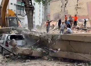 Venezuela refuerza búsqueda de sobrevivientes a cinco días el doble terremoto