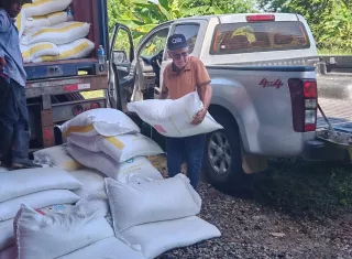 La entrega forma parte del acuerdo de cooperación entre Panamá y Marruecos, mediante el cual el país africano donará 1,000 toneladas de fertilizantes cada año entre 2026 y 2028.