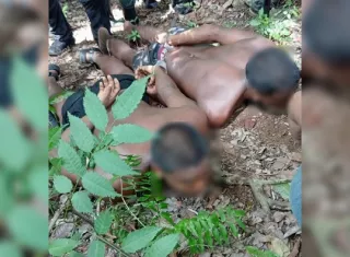 A esta pandilla se le vincula con delitos de homicidio, posesión ilícita de arma de fuego y drogas.  /  Foto: PN