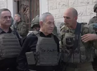 El acuerdo marco contempla que las fuerzas israelíes se retiren de las zonas piloto y cedan el control al Ejército libanés, excluyendo al grupo chií Hizbulá, aliado de Irán y enfrentado a Israel. Foto. EFE