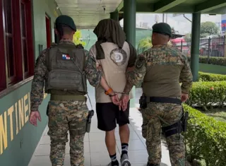 El sospechoso fue remitido al Ministerio Público.  /  Foto: Senafront