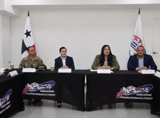 Los miembros de la Fuerza de Tarea Portuaria, analizaron la posibilidad de formalizar una mayor cooperación mediante la firma de un Memorando de Entendimiento entre Aduanas y los estamentos de seguridad liderados por el Ministerio de Seguridad. Foto. Cortesía