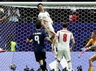Lautaro Martínez anotó el gol que dio el triunfo a Argentina sobre Inglaterra. Foto: EFE