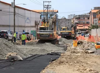 El contralor adelantó que sostendrán reuniones con el contratista y la empresa aseguradora para definir soluciones frente al incumplimiento. Foto: Cortesía