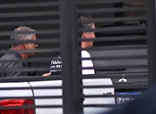 El juez Alexandre de Moraes, determinó que el expresidente Jair Bolsonaro, (2022-2019) no podrá recibir visitas sociales durante 30 días, salvo las de sus médicos, fisioterapeutas y abogados. Foto. EFE