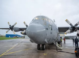 Sale un vuelo con 15 toneladas de ayuda humanitaria desde Uruguay hacia Venezuela, para atender a la población afectada por los terremotos. Foto. EFE