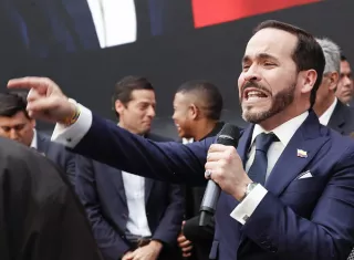 Las informaciones conocidas por el equipo del mandatario electo advierten de un supuesto ofrecimiento de hasta 3.000 millones de pesos (unos 900.000 dólares) para ejecutar el atentado. Foto. EFE