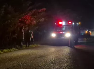 Todo se dio cuando el joven subió al colectivo, y se quedó parado cerca a la entrada del bus.