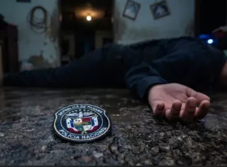 Hallan muerto a un joven policía en San Miguelito