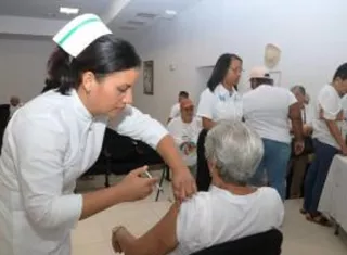 El operativo especial de vigilancia sanitaria se desarrollará antes, durante y después de las celebraciones, con el objetivo de reducir los riesgos asociados a la concentración de personas. Foto. Melquíades Vásquez